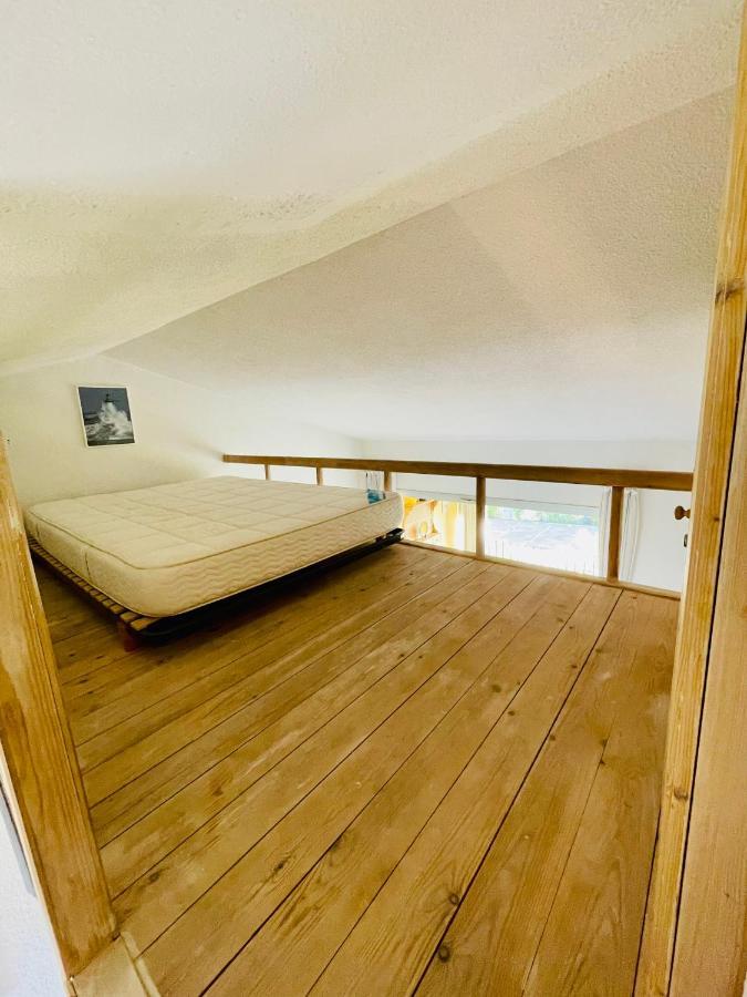Bel Appartement Avec Mezzanine, Vue Mer Et Piscine Коголин Экстерьер фото
