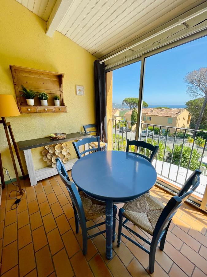 Bel Appartement Avec Mezzanine, Vue Mer Et Piscine Коголин Экстерьер фото